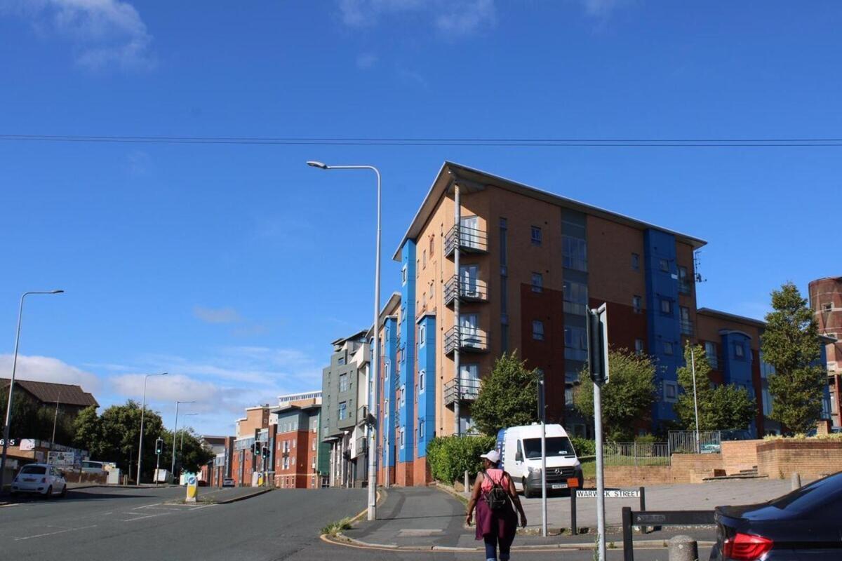 Two Bedroom Apartment, Free Parking, Close To Uclan And Free Wifi Preston  Dış mekan fotoğraf